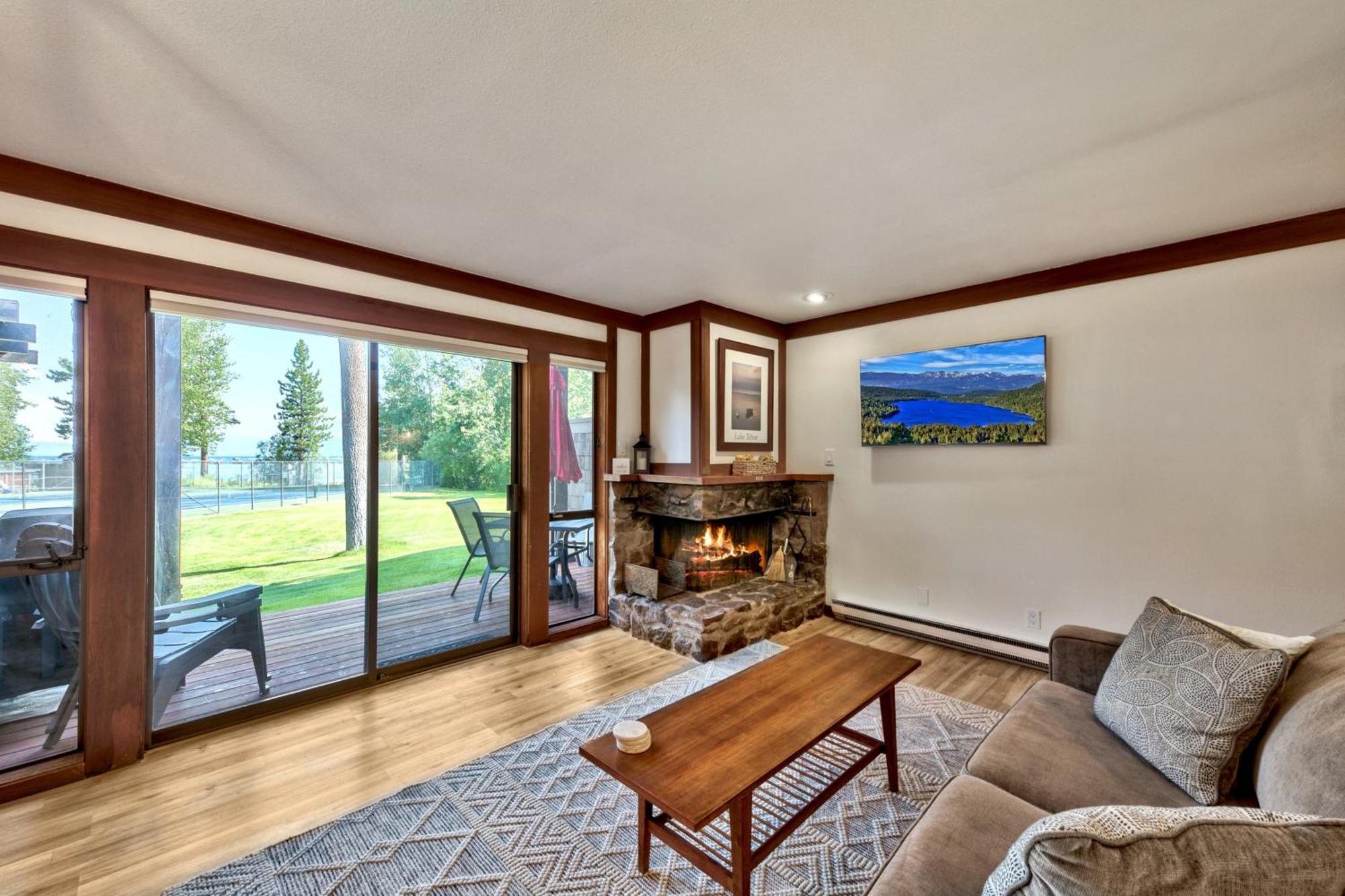 Beautiful Remodeled Condo In Tahoe City Exterior foto
