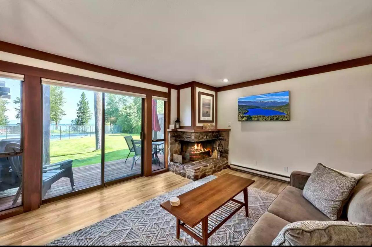 Beautiful Remodeled Condo In Tahoe City Exterior foto